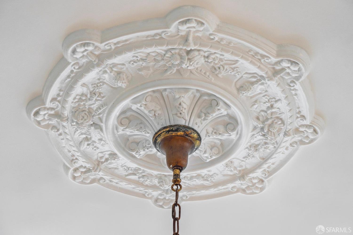 Detail Gallery Image 33 of 61 For 4040 17th St, San Francisco,  CA 94114 - 5 Beds | 2 Baths