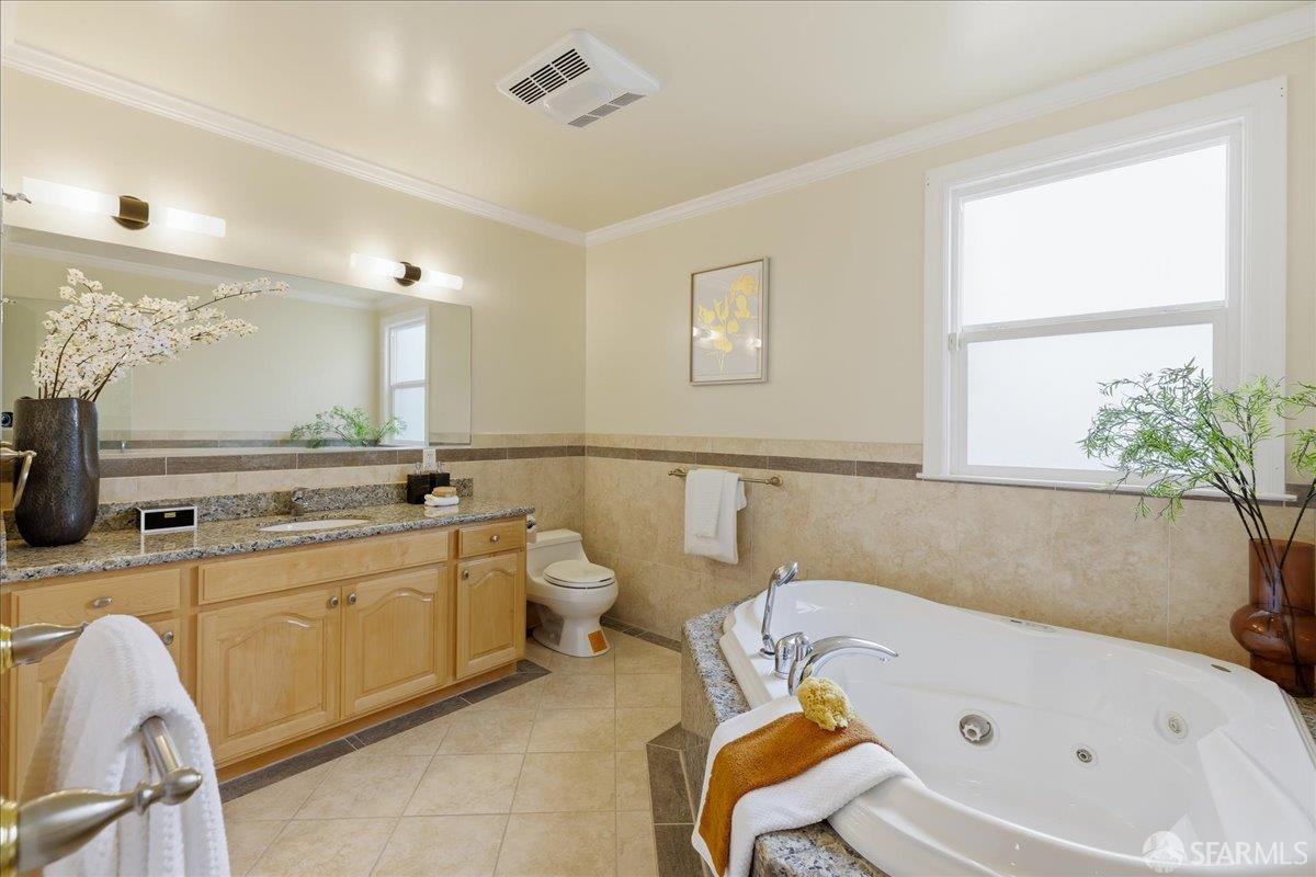 Detail Gallery Image 29 of 44 For 631 18th Ave, San Francisco,  CA 94121 - 4 Beds | 1/1 Baths