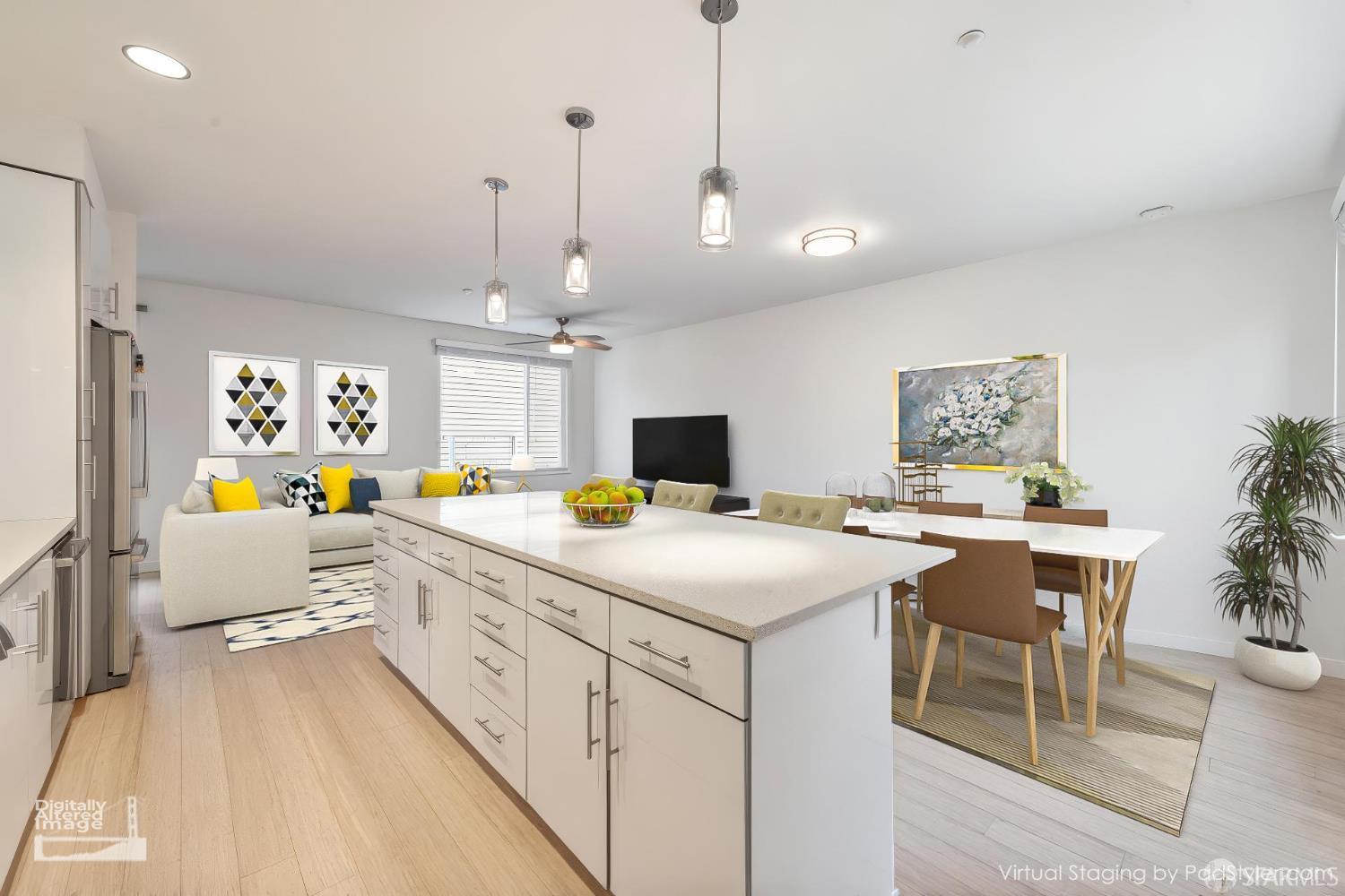 Photo #4: 426101749 Listing: Photo #4