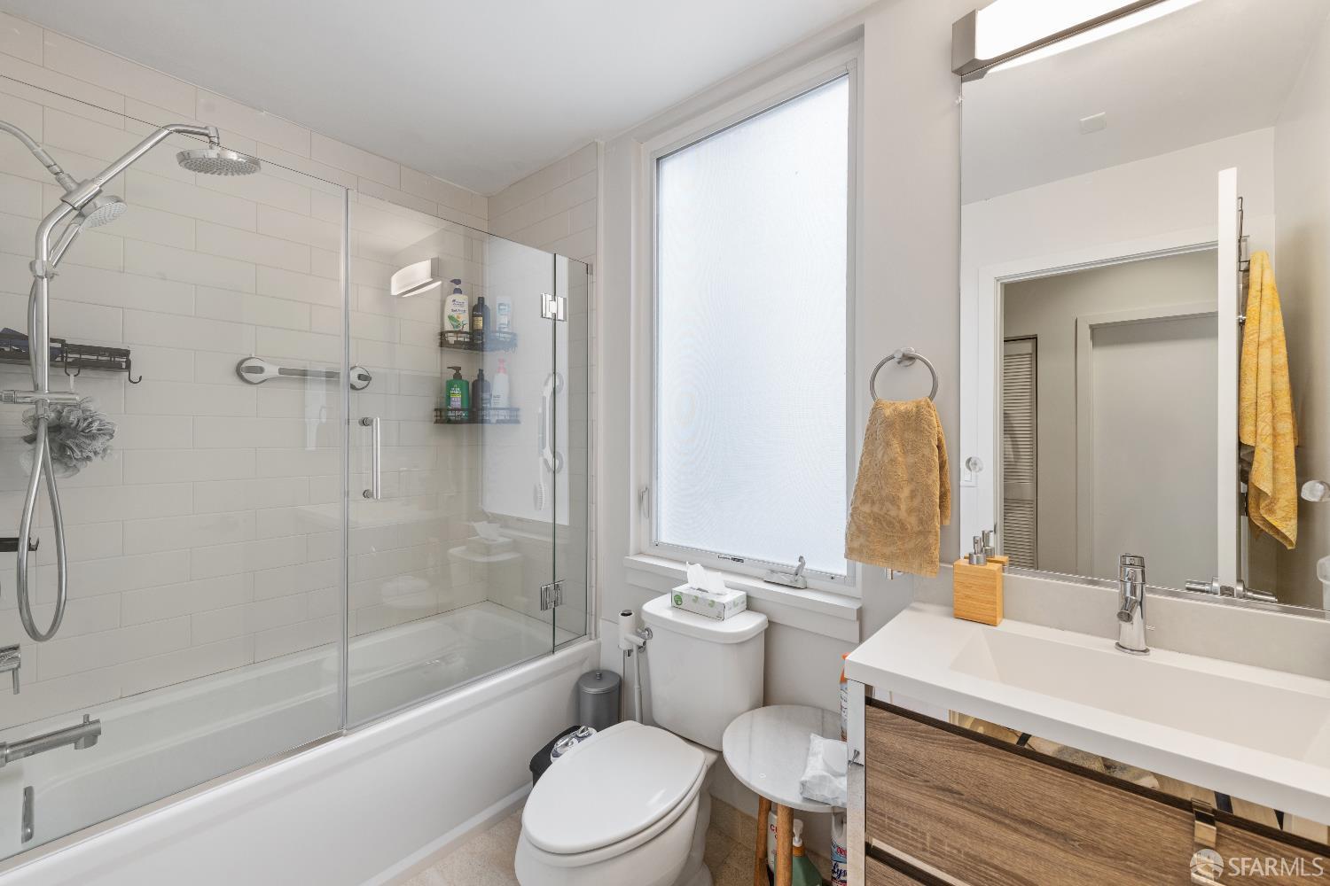 Photo #33: 426101749 Listing: Photo #33