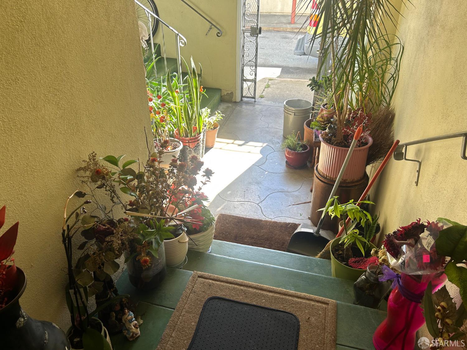 Detail Gallery Image 66 of 86 For 70 Onondaga Ave, San Francisco,  CA 94112 - – Beds | – Baths