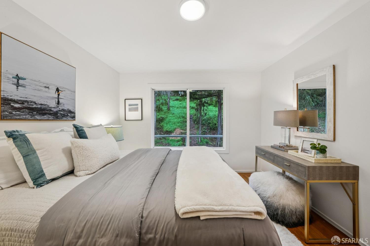 Detail Gallery Image 25 of 39 For 25 Crestmont Dr, San Francisco,  CA 94131 - 4 Beds | 3 Baths