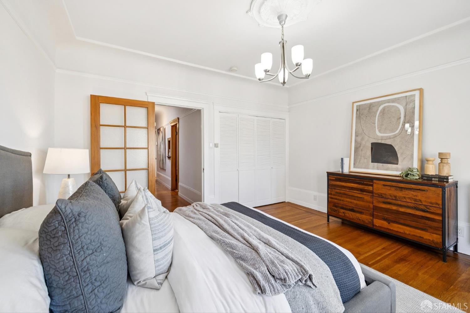 Detail Gallery Image 17 of 26 For 2929 Buchanan St, San Francisco,  CA 94123 - 2 Beds | 1 Baths