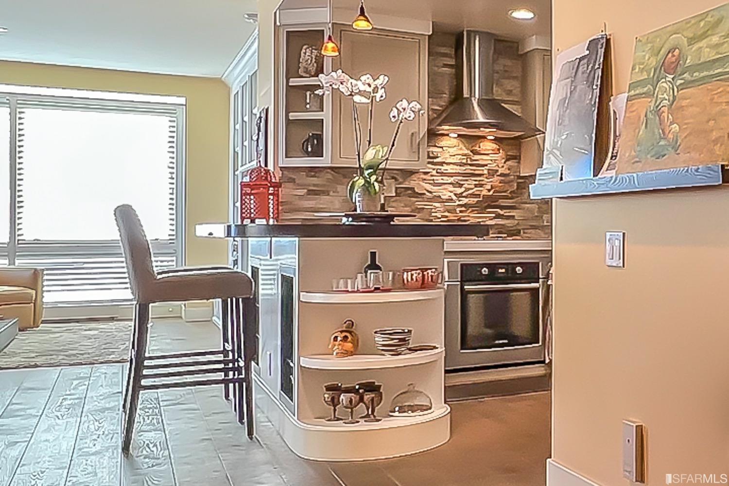 Detail Gallery Image 10 of 29 For 333 Bush St #3801,  San Francisco,  CA 94104 - 2 Beds | 2 Baths