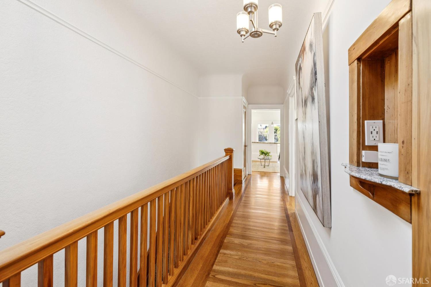 Detail Gallery Image 11 of 26 For 2929 Buchanan St, San Francisco,  CA 94123 - 2 Beds | 1 Baths