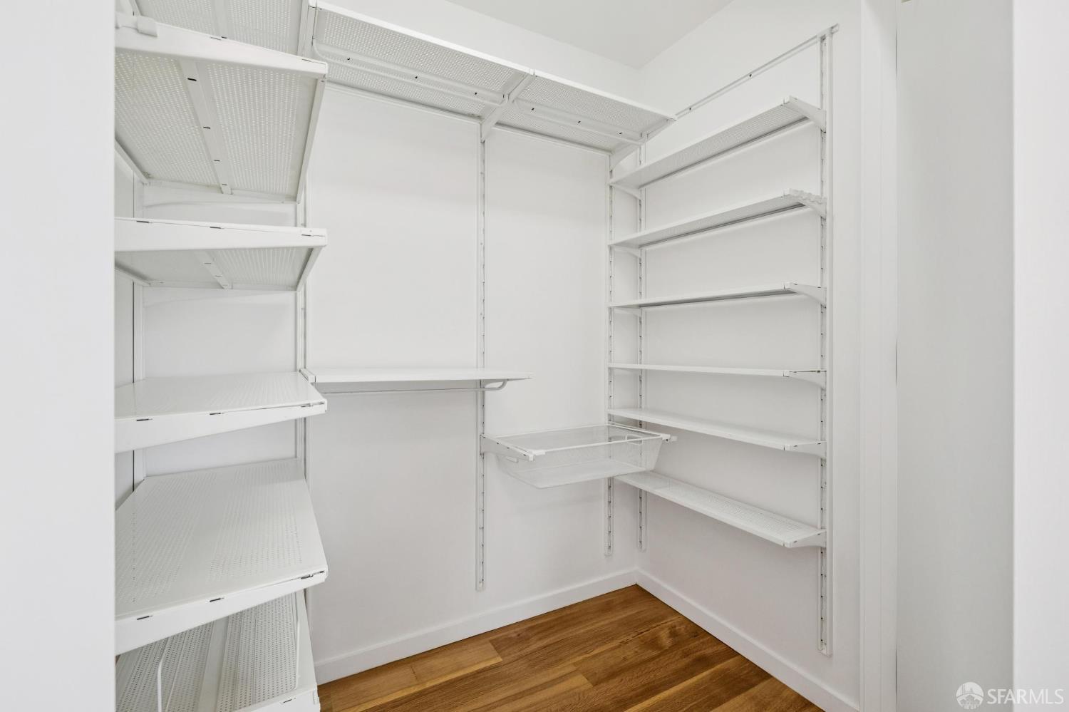 Photo #36: 426103501 Listing: Photo #36