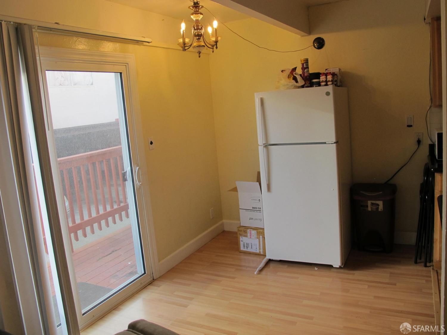 Detail Gallery Image 9 of 22 For 585 Villa St #8,  Daly City,  CA 94014 - 2 Beds | 1/1 Baths