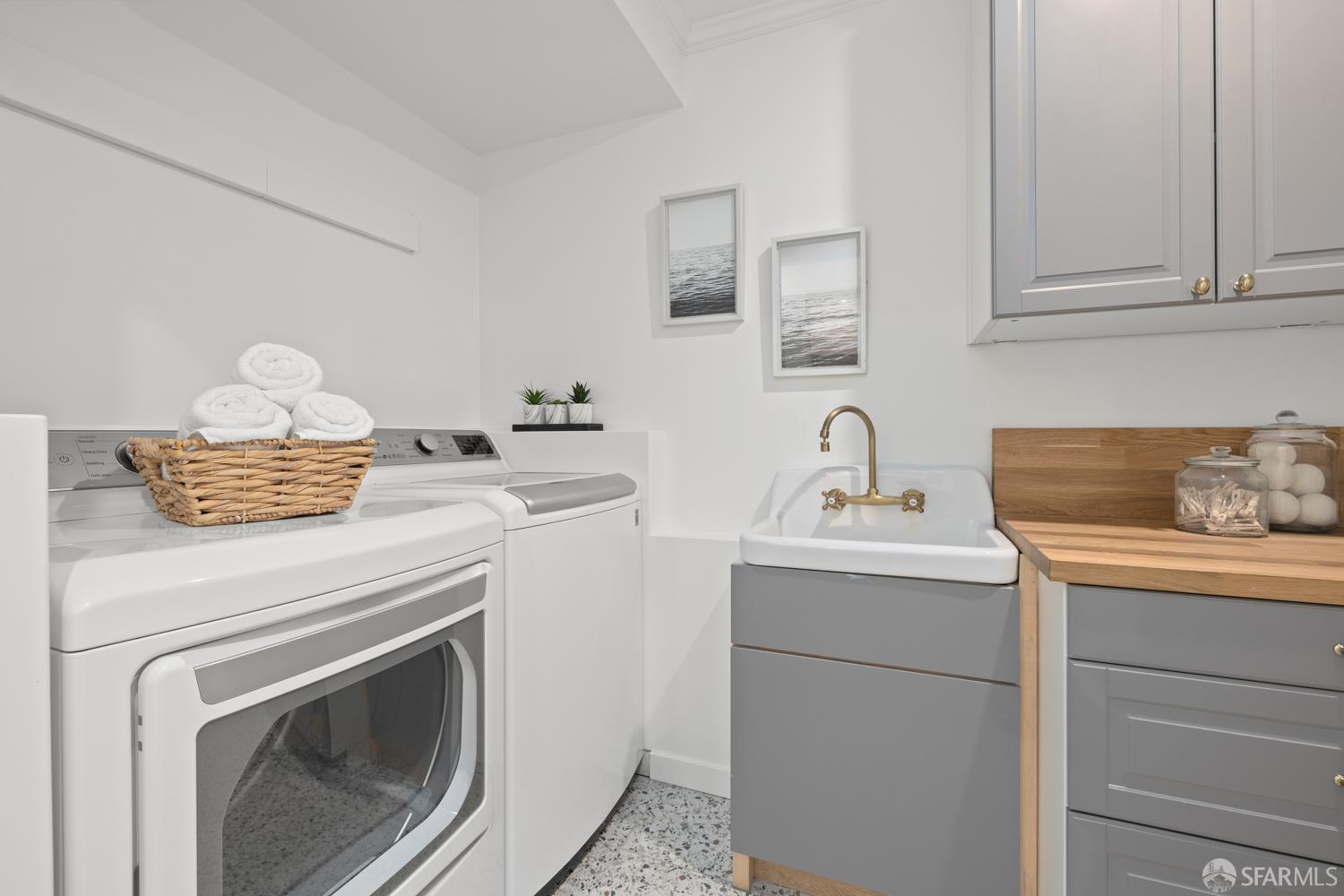 Detail Gallery Image 31 of 42 For 1426 8th Ave, San Francisco,  CA 94122 - 4 Beds | 3 Baths