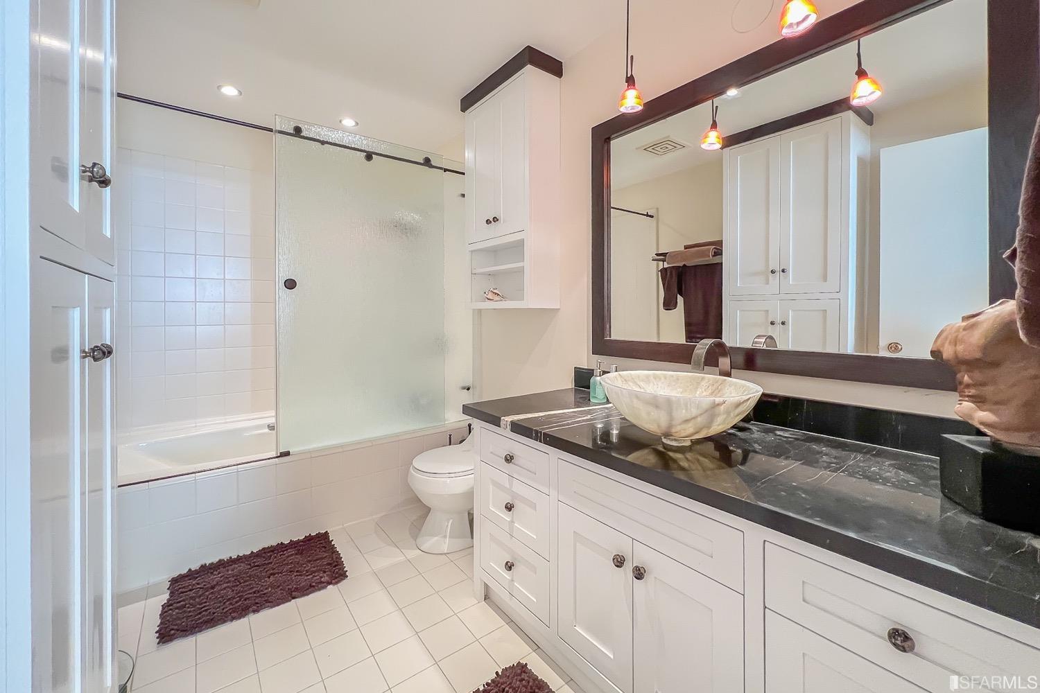 Detail Gallery Image 17 of 29 For 333 Bush St #3801,  San Francisco,  CA 94104 - 2 Beds | 2 Baths