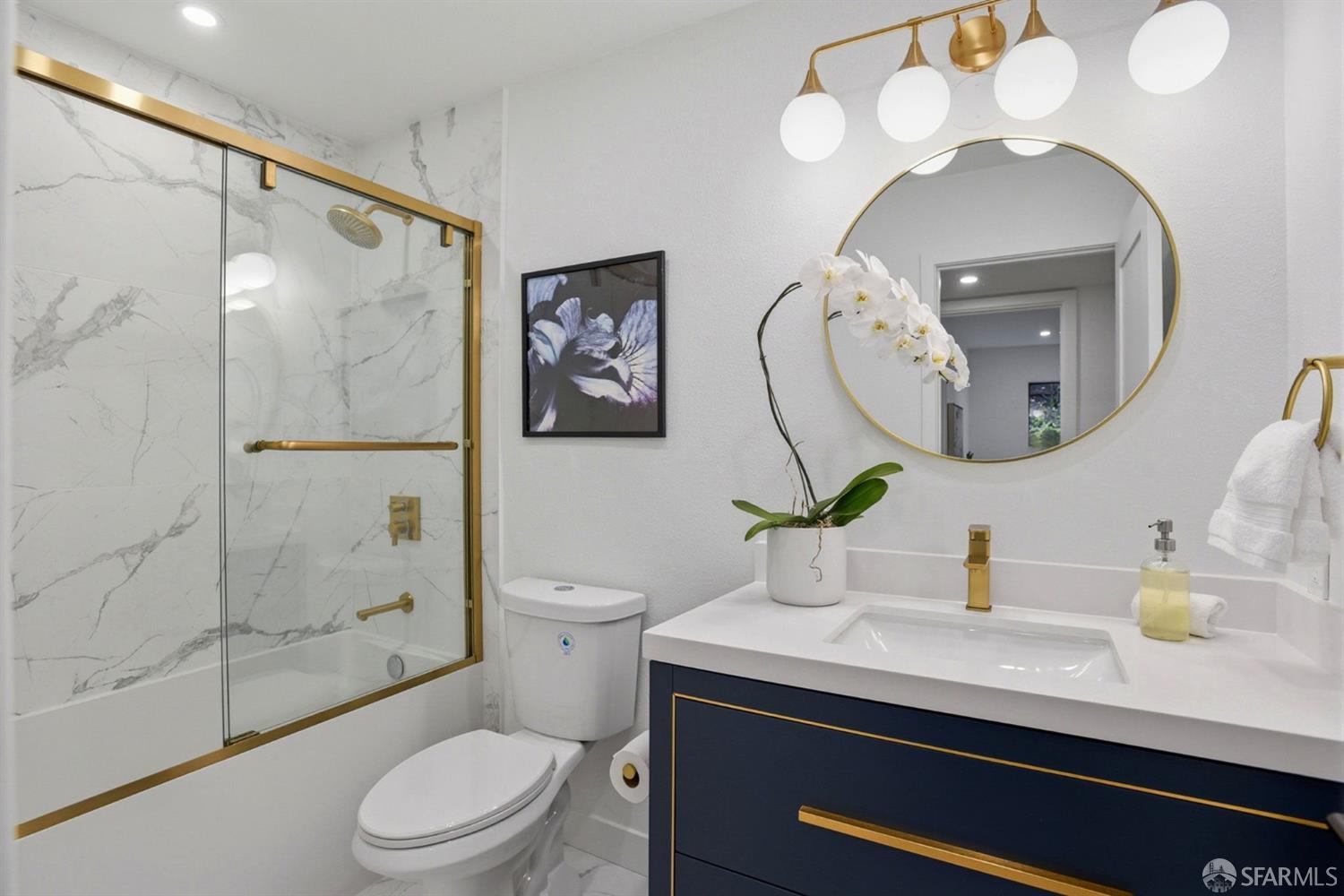 Detail Gallery Image 28 of 44 For 3355 Brittan Ave #4,  San Carlos,  CA 94070 - 2 Beds | 2 Baths