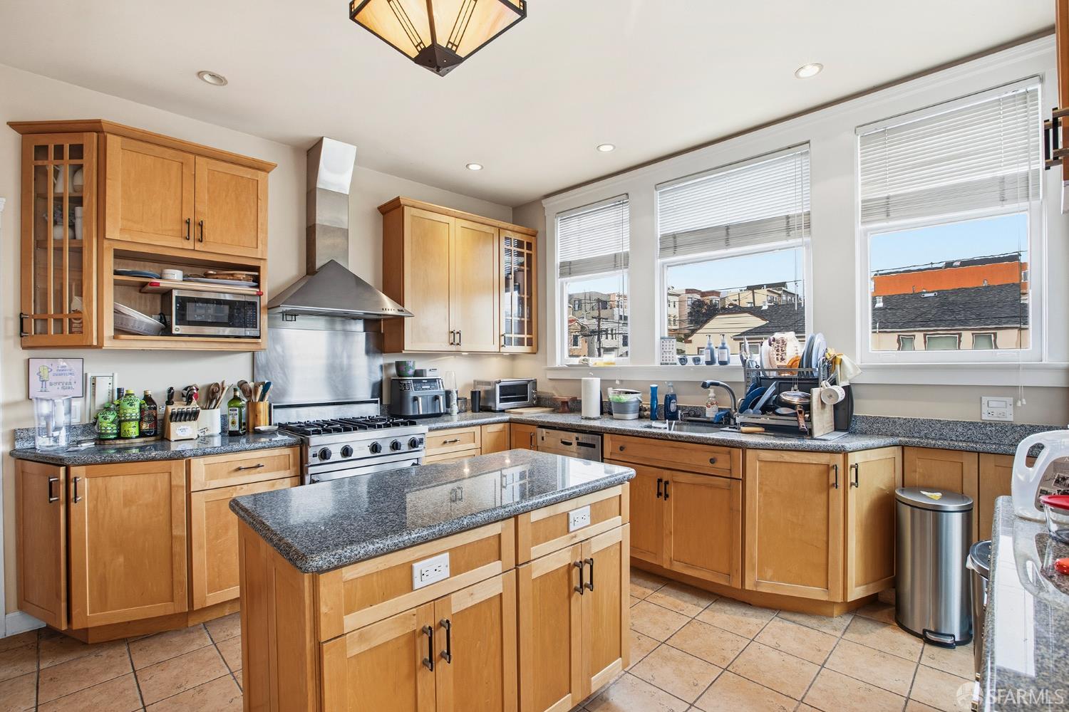 Detail Gallery Image 25 of 35 For 600 39th Ave, San Francisco,  CA 94121 - – Beds | – Baths