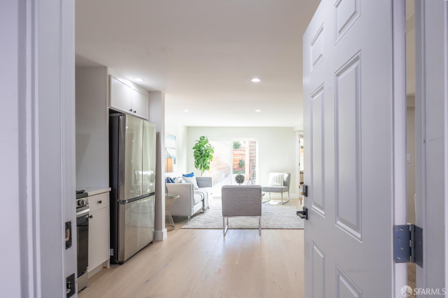 Detail Gallery Image 25 of 60 For 1080 Hampshire St, San Francisco,  CA 94110 - 5 Beds | 4 Baths