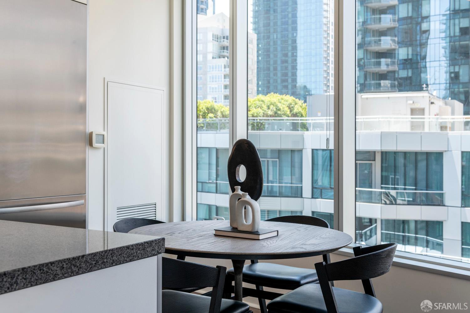 Detail Gallery Image 12 of 52 For 301 Main St 5g,  San Francisco,  CA 94105 - 2 Beds | 2 Baths