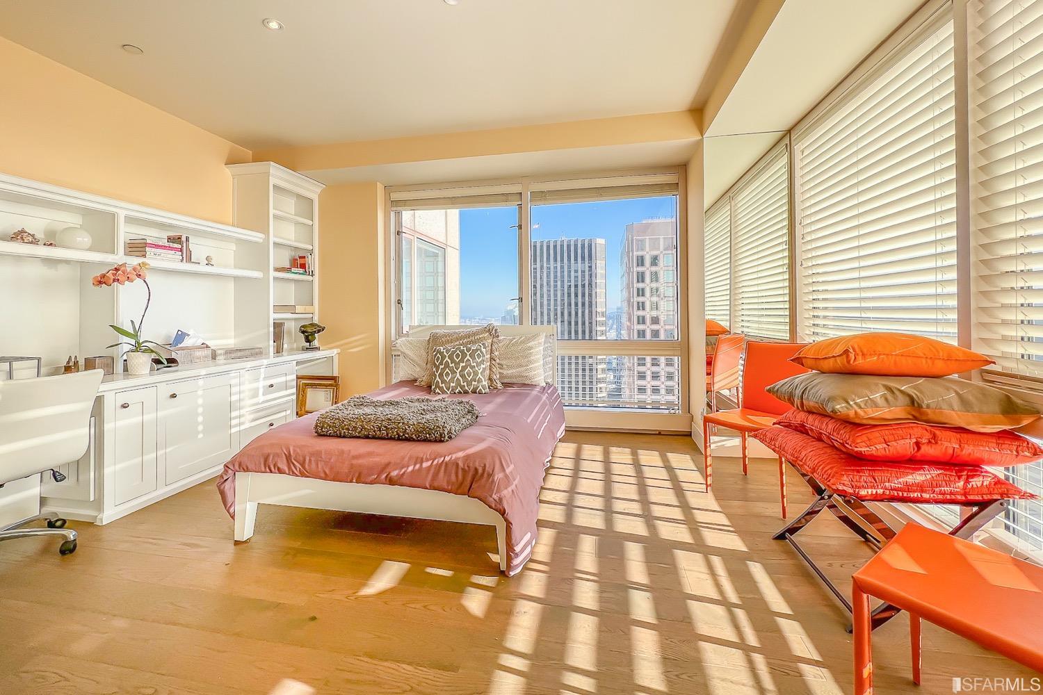 Detail Gallery Image 18 of 29 For 333 Bush St #3801,  San Francisco,  CA 94104 - 2 Beds | 2 Baths