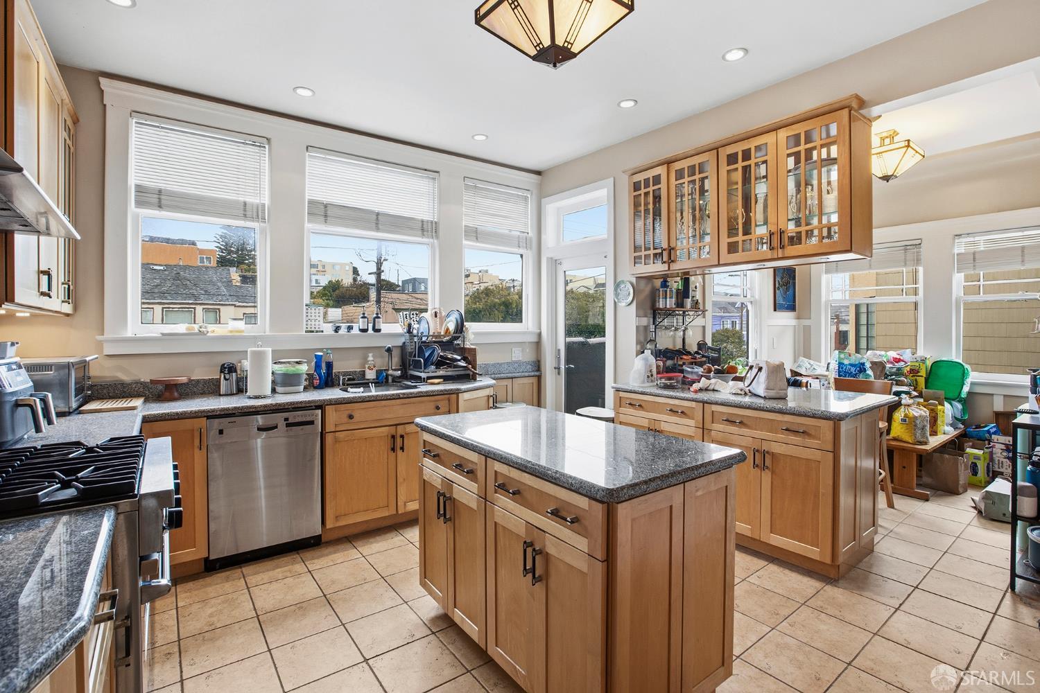 Detail Gallery Image 24 of 35 For 600 39th Ave, San Francisco,  CA 94121 - – Beds | – Baths