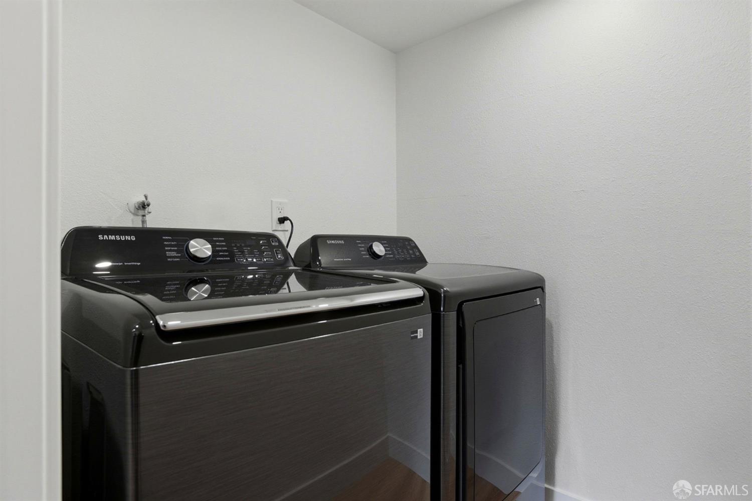 Detail Gallery Image 43 of 44 For 3355 Brittan Ave #4,  San Carlos,  CA 94070 - 2 Beds | 2 Baths