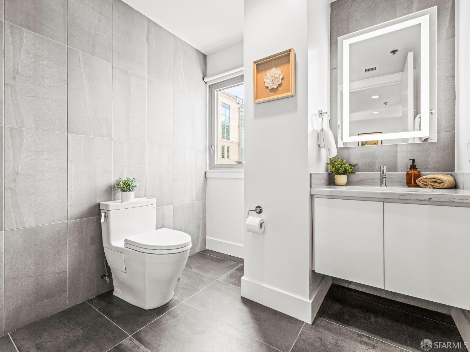 Detail Gallery Image 26 of 43 For 219 Brannan St 16k,  San Francisco,  CA 94107 - 2 Beds | 2 Baths