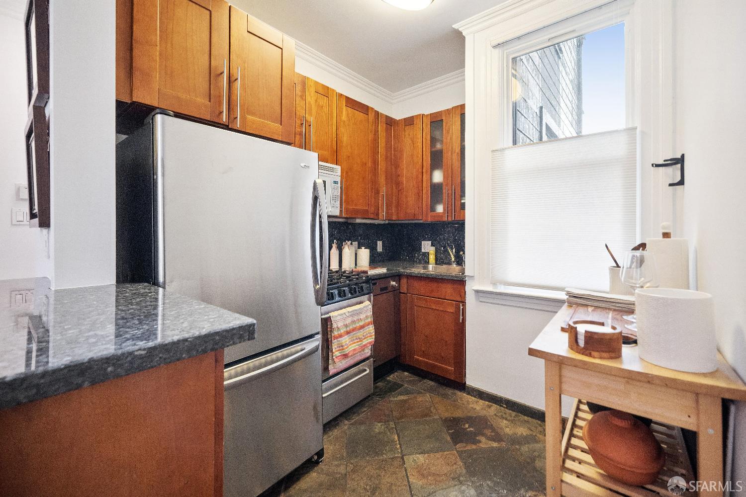 Photo #6: 426097602 Listing: Photo #6