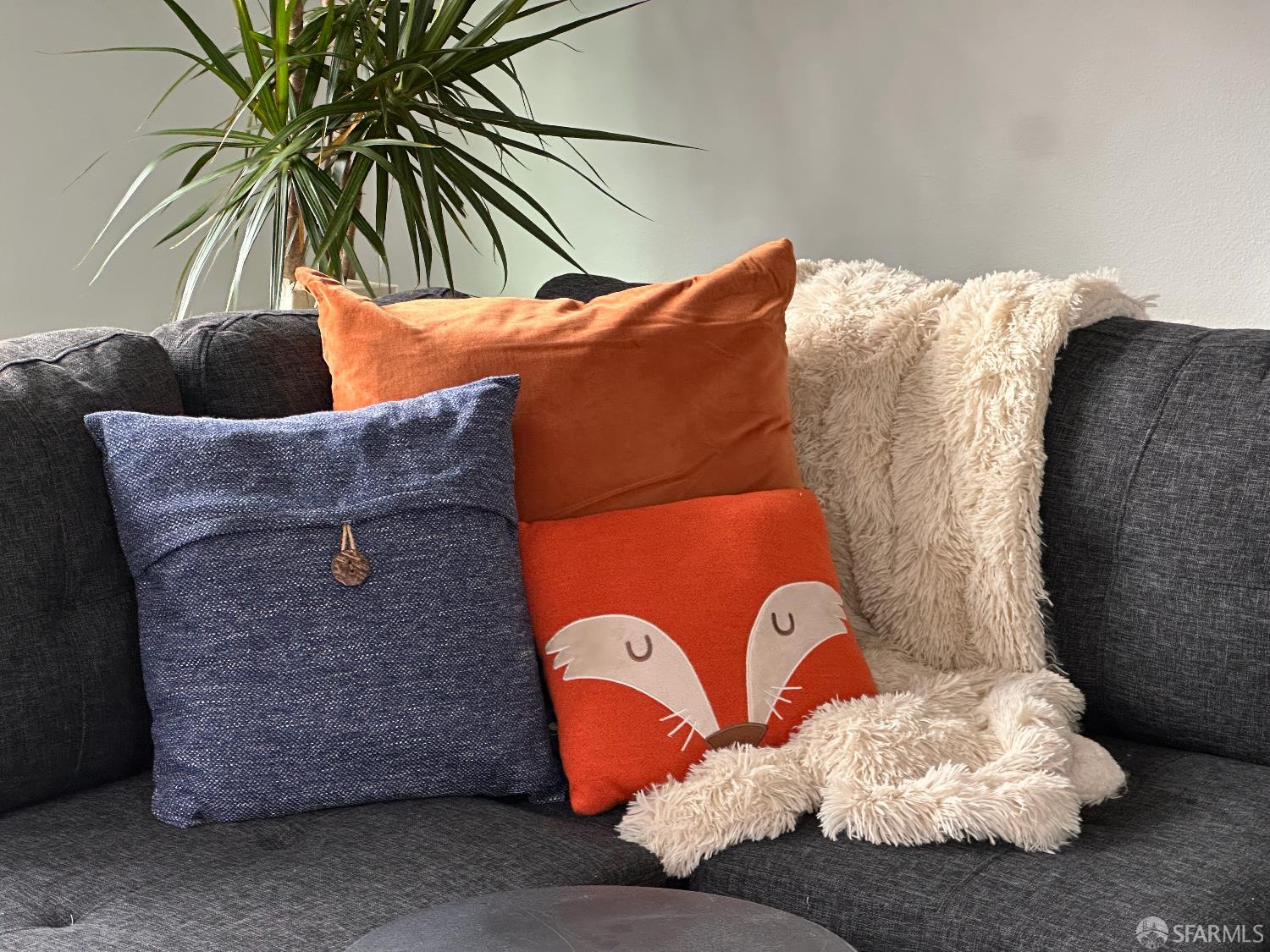 Detail Gallery Image 17 of 17 For 480 Monterey St a,  Brisbane,  CA 94005 - 1 Beds | 1 Baths