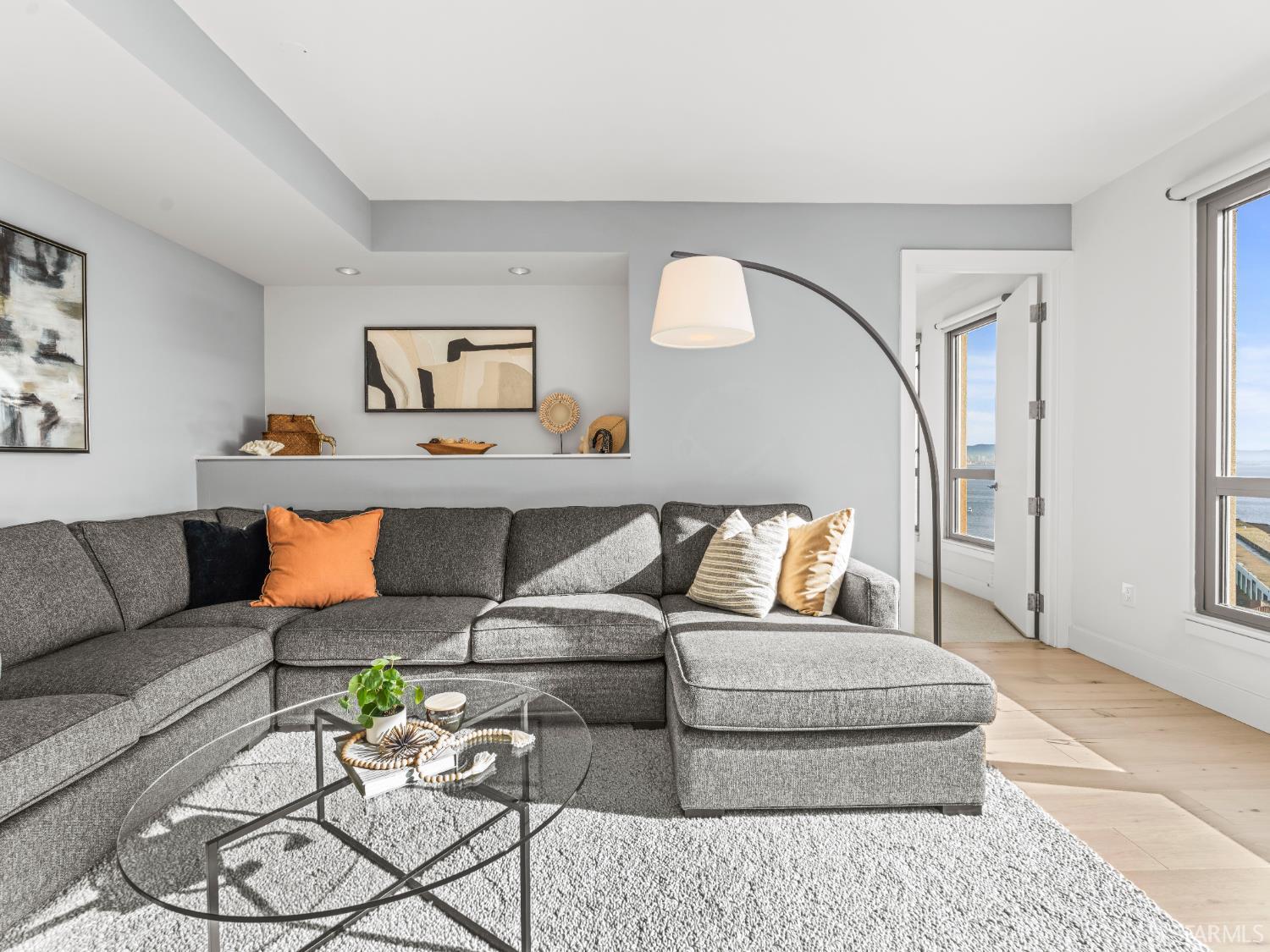 Detail Gallery Image 4 of 43 For 219 Brannan St 16k,  San Francisco,  CA 94107 - 2 Beds | 2 Baths