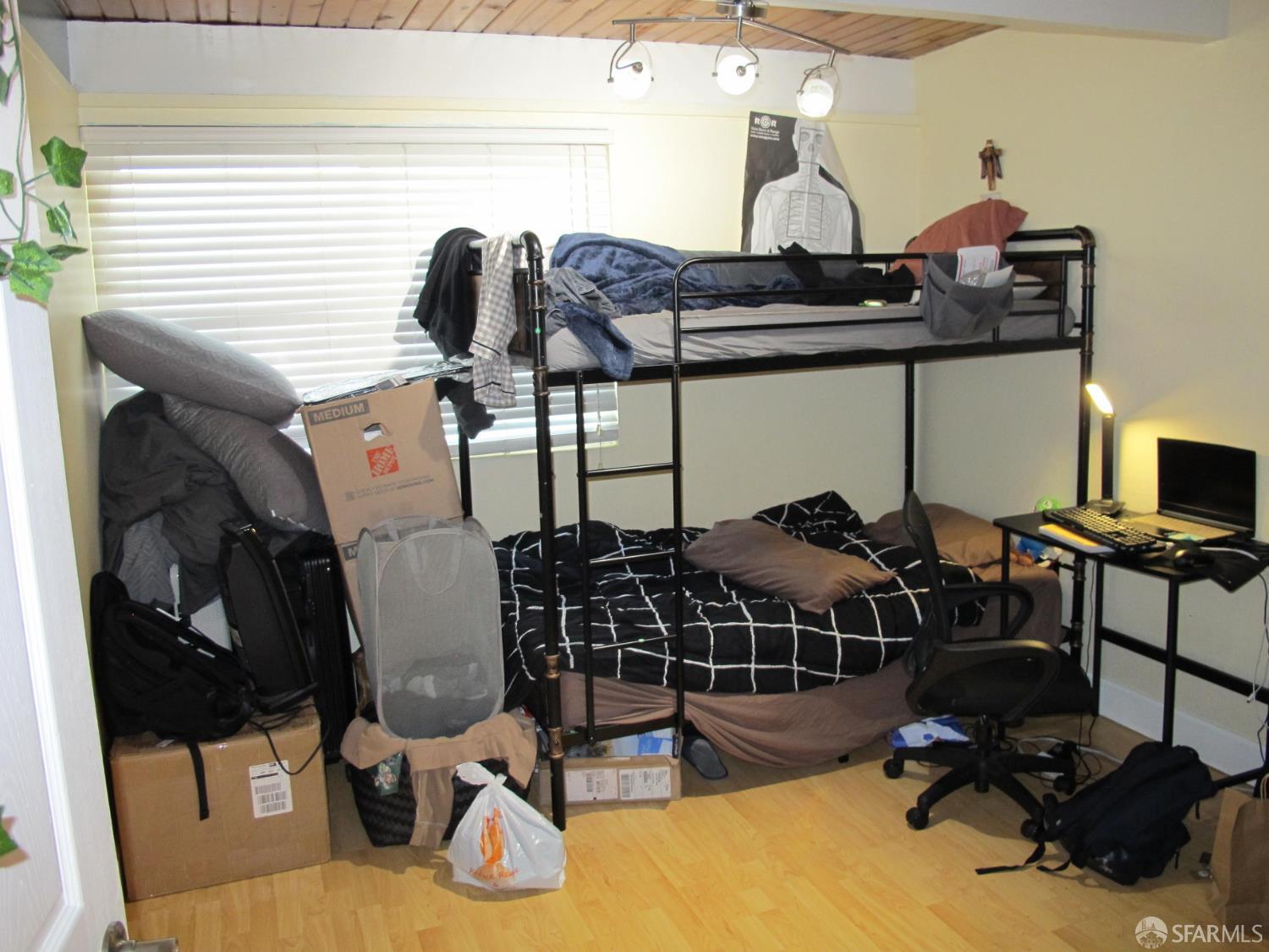 Detail Gallery Image 16 of 22 For 585 Villa St #8,  Daly City,  CA 94014 - 2 Beds | 1/1 Baths