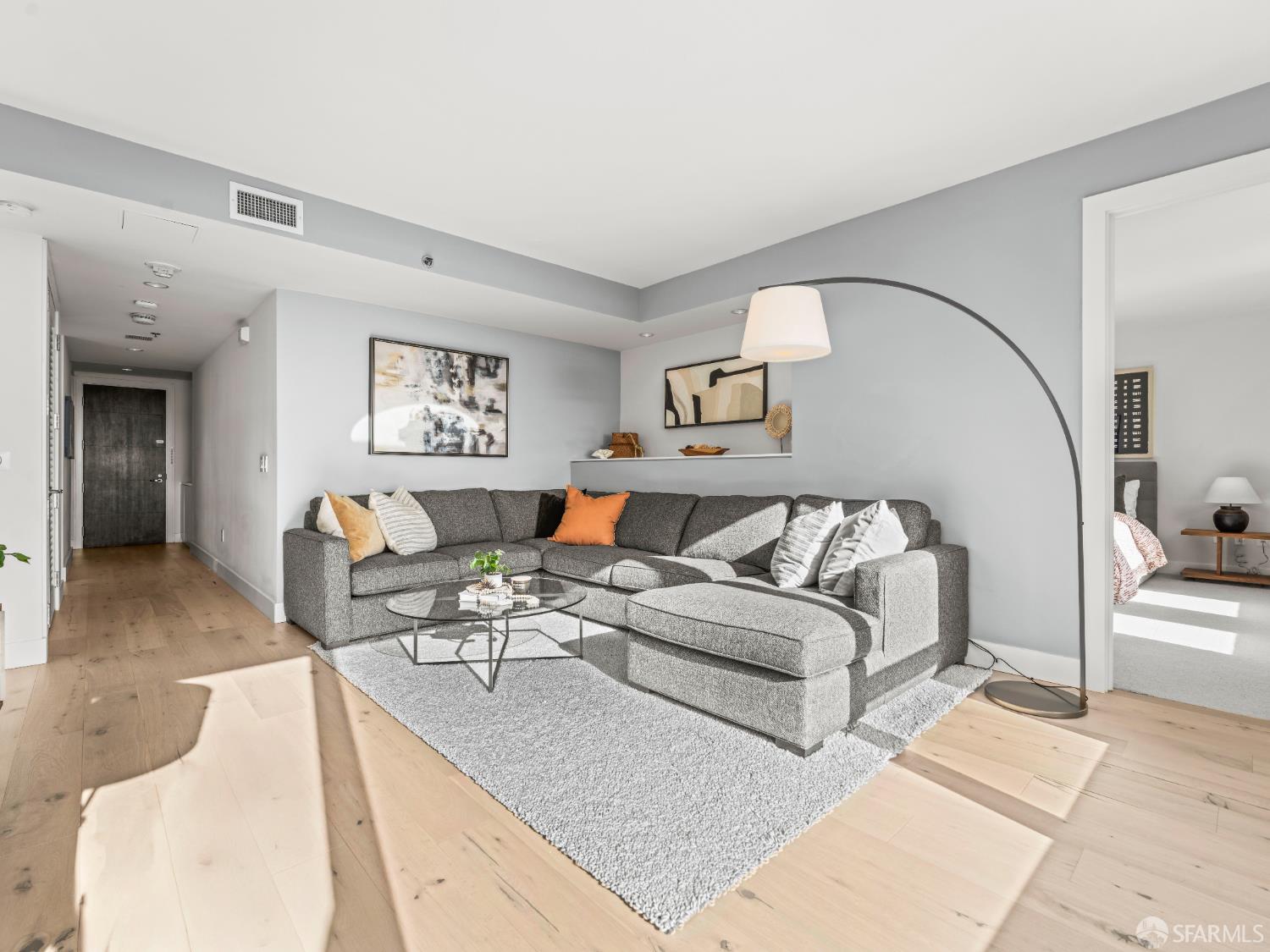 Detail Gallery Image 5 of 43 For 219 Brannan St 16k,  San Francisco,  CA 94107 - 2 Beds | 2 Baths