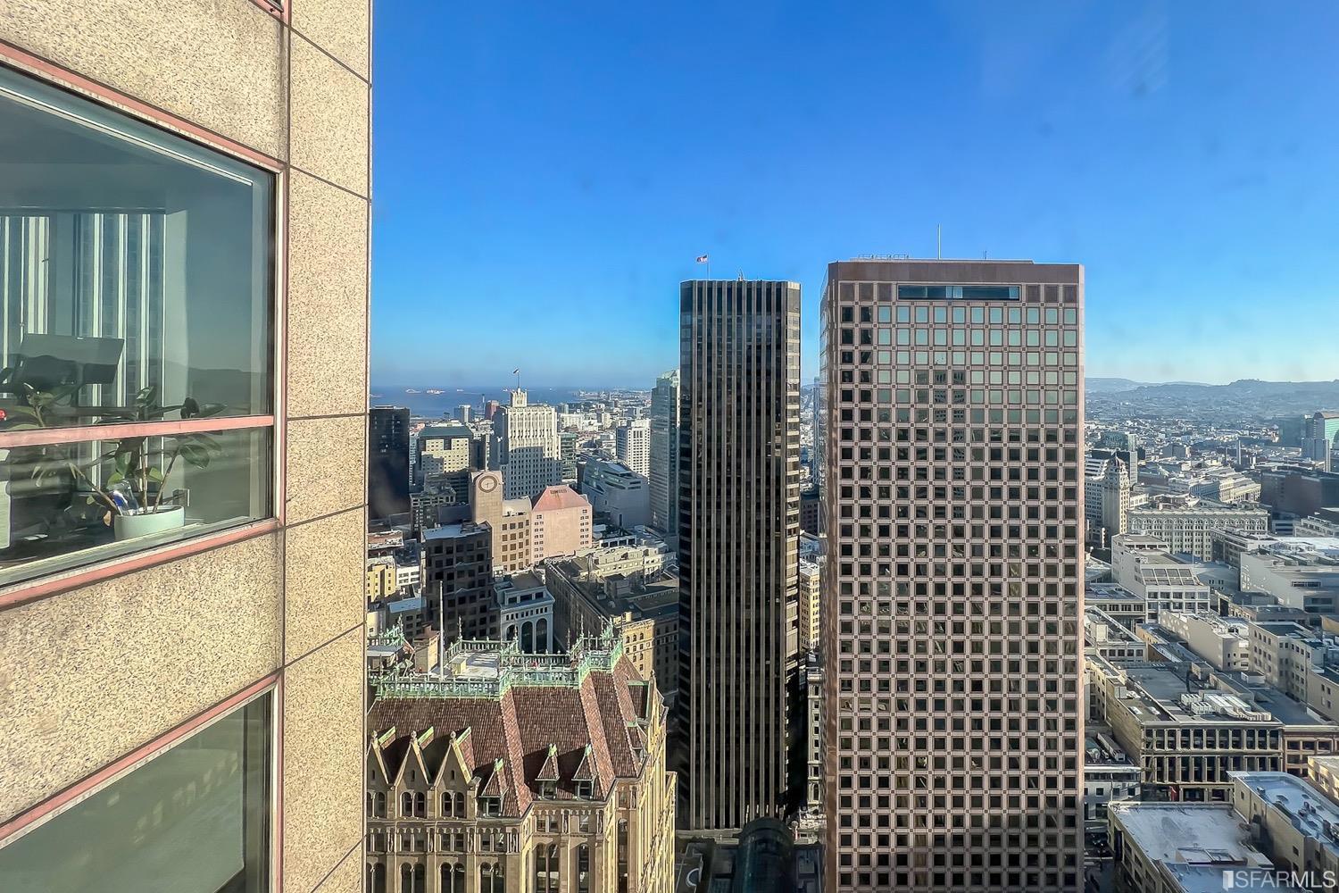 Detail Gallery Image 25 of 29 For 333 Bush St #3801,  San Francisco,  CA 94104 - 2 Beds | 2 Baths