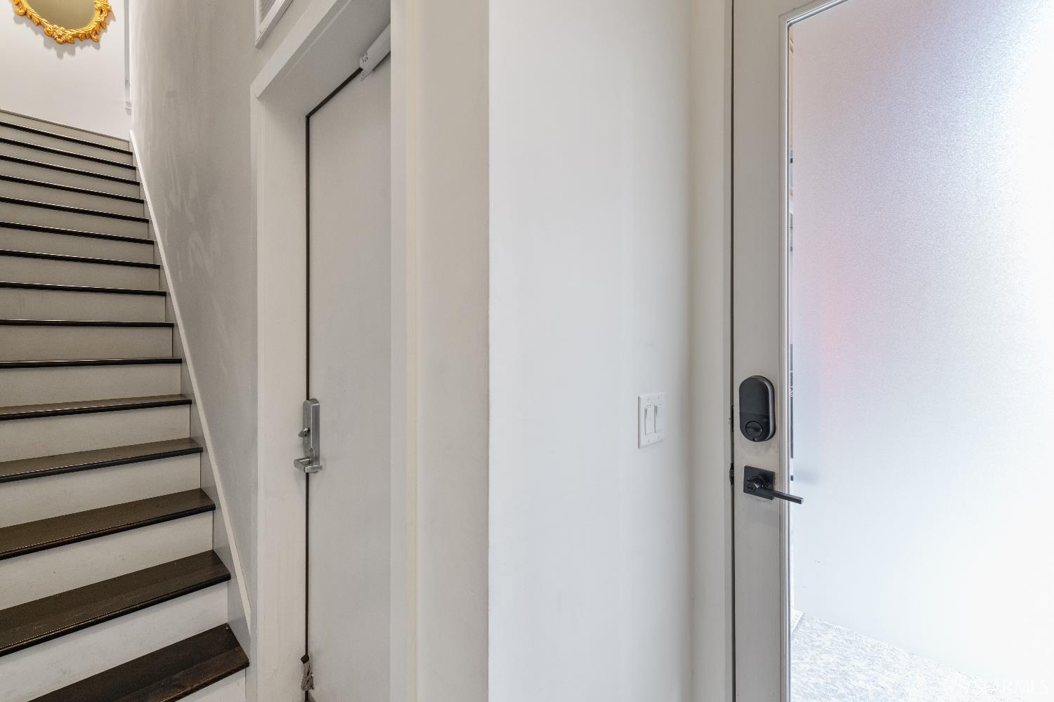 Photo #3: 426101749 Listing: Photo #3