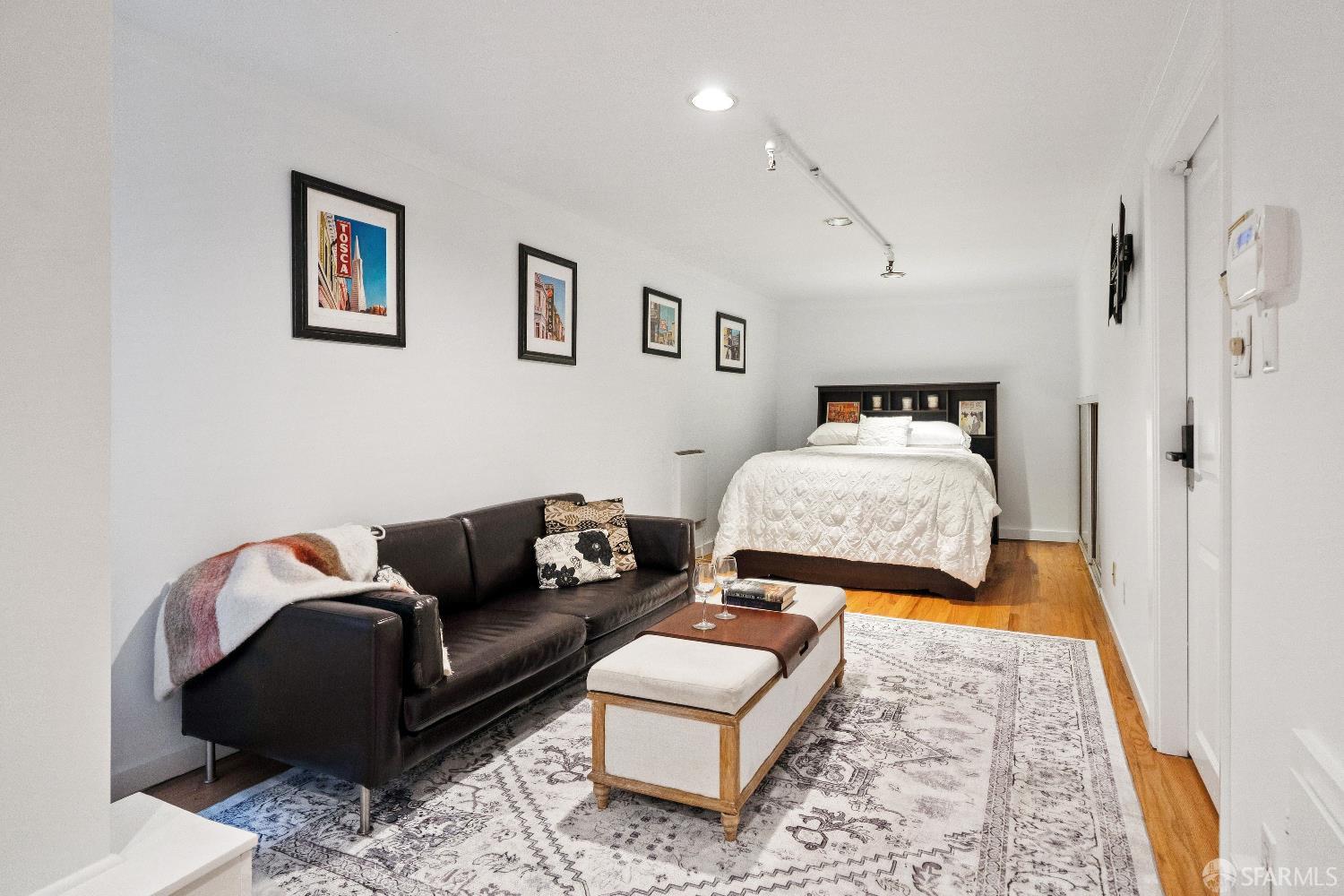 Photo #18: 426097602 Listing: Photo #18