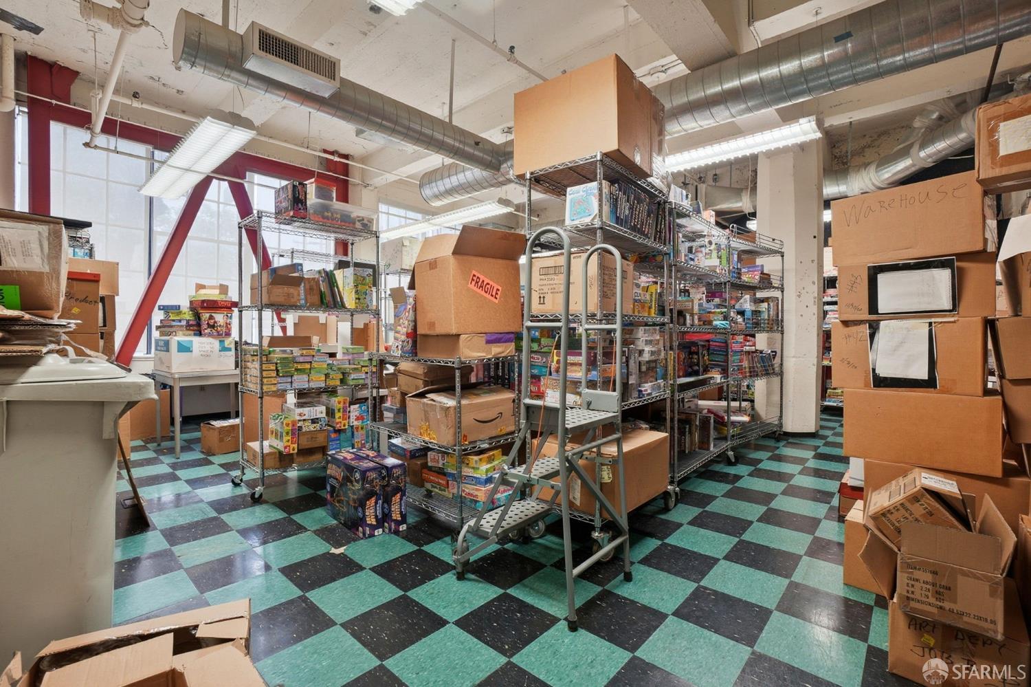 Detail Gallery Image 11 of 18 For 2030 Harrison St, San Francisco,  CA 94110 - – Beds | – Baths