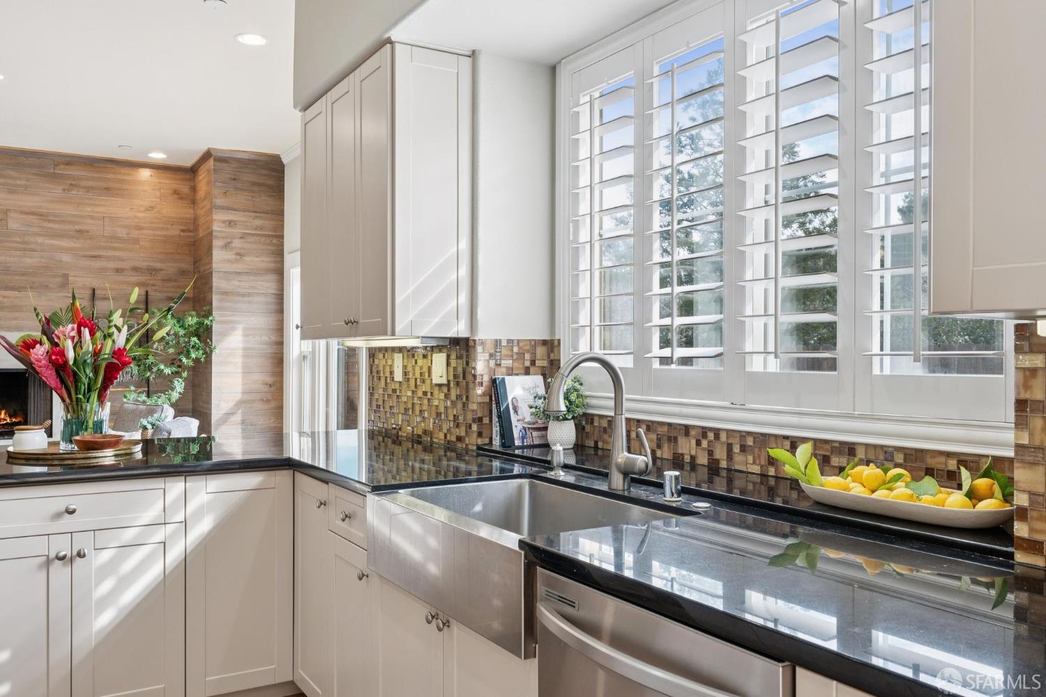 Detail Gallery Image 24 of 85 For 4275 Marietta Ct, Concord,  CA 94518 - 4 Beds | 2/1 Baths