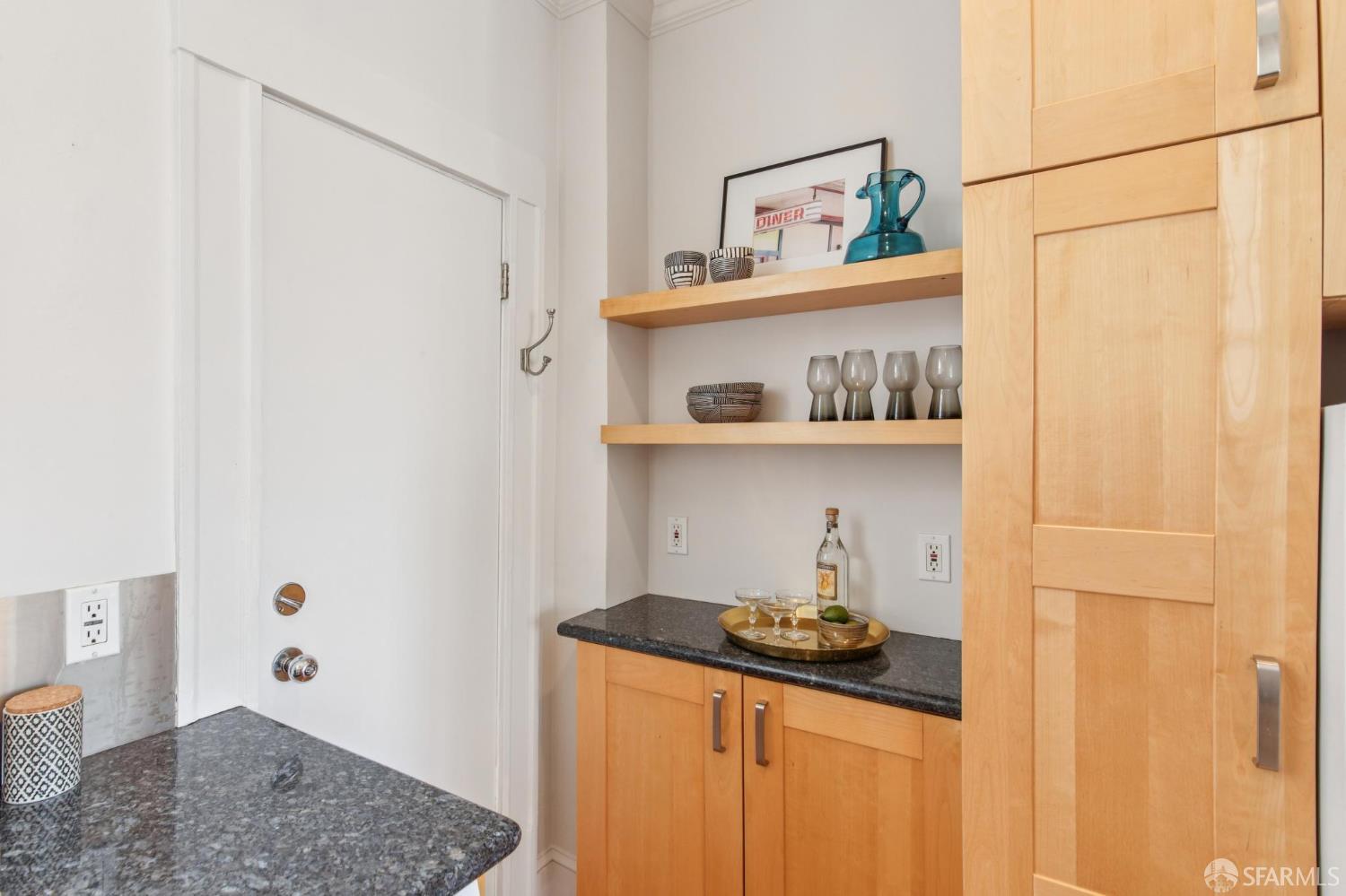 Detail Gallery Image 13 of 26 For 929 Bush St #7,  San Francisco,  CA 94109 - 0 Beds | 1 Baths