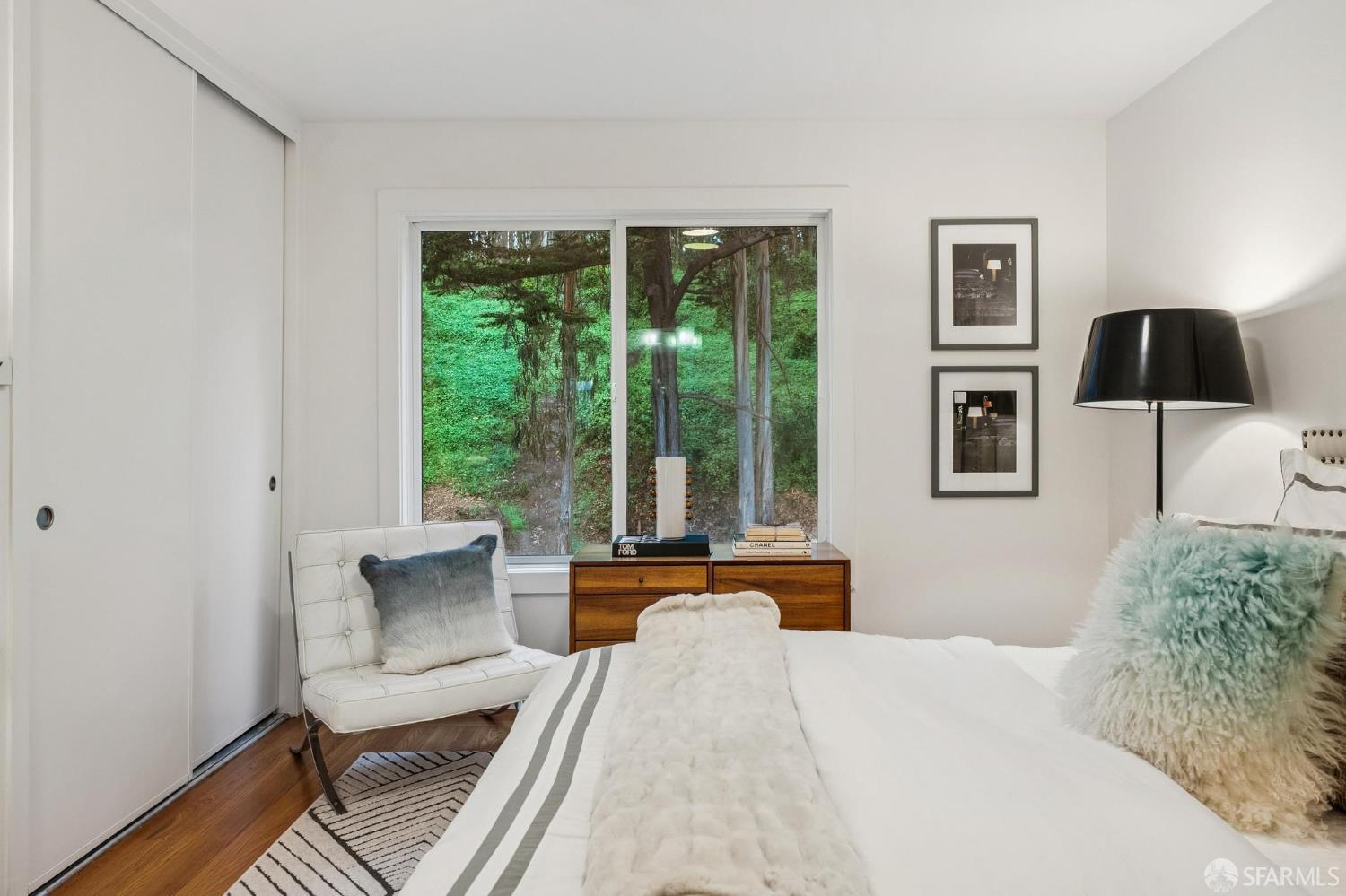 Detail Gallery Image 22 of 39 For 25 Crestmont Dr, San Francisco,  CA 94131 - 4 Beds | 3 Baths