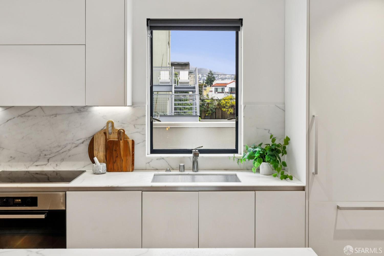 Photo #18: 426103501 Listing: Photo #18