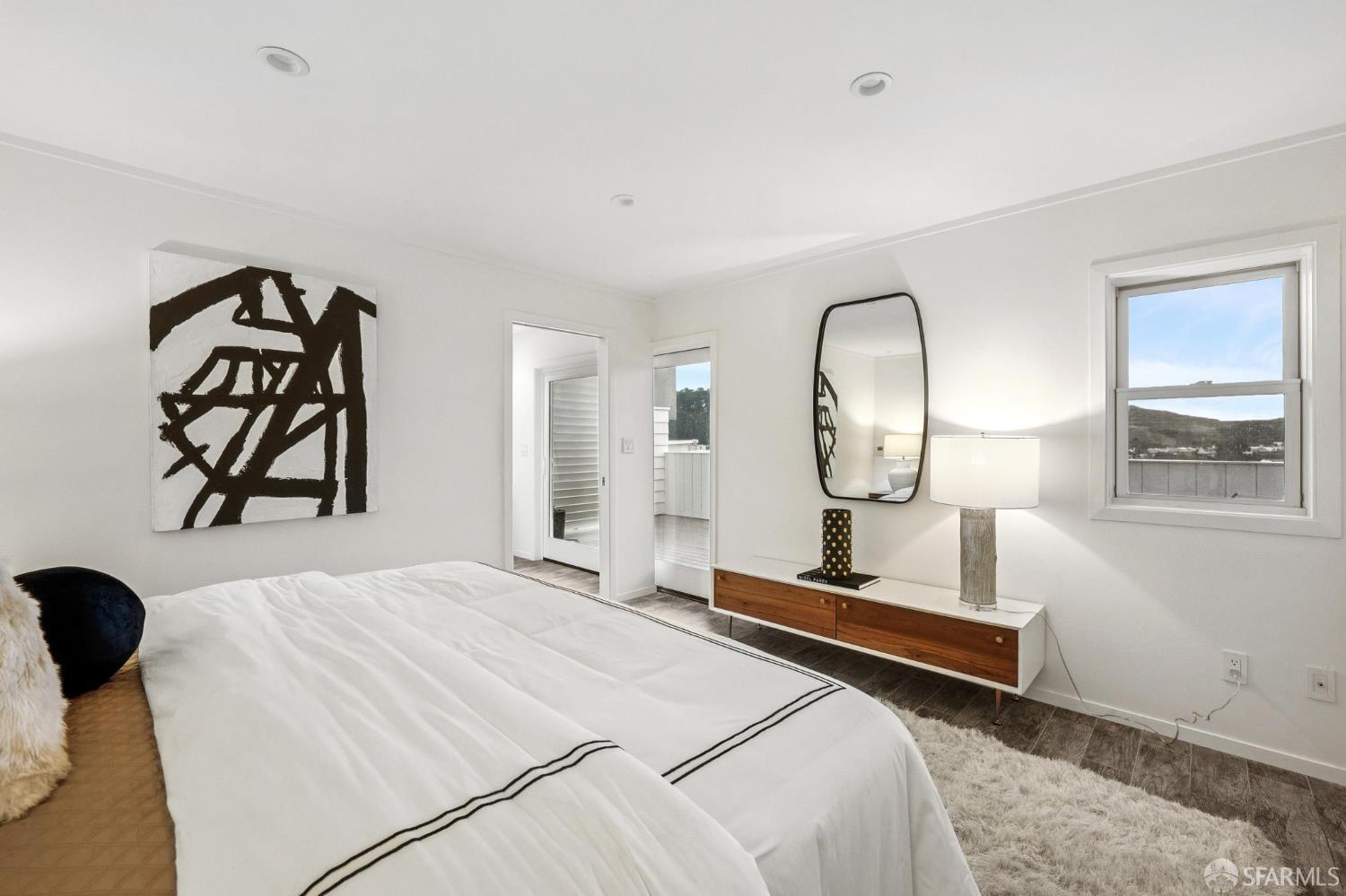 Detail Gallery Image 34 of 39 For 25 Crestmont Dr, San Francisco,  CA 94131 - 4 Beds | 3 Baths