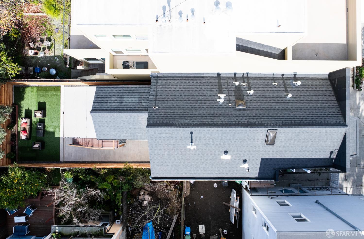 Detail Gallery Image 60 of 60 For 1080 Hampshire St, San Francisco,  CA 94110 - 5 Beds | 4 Baths