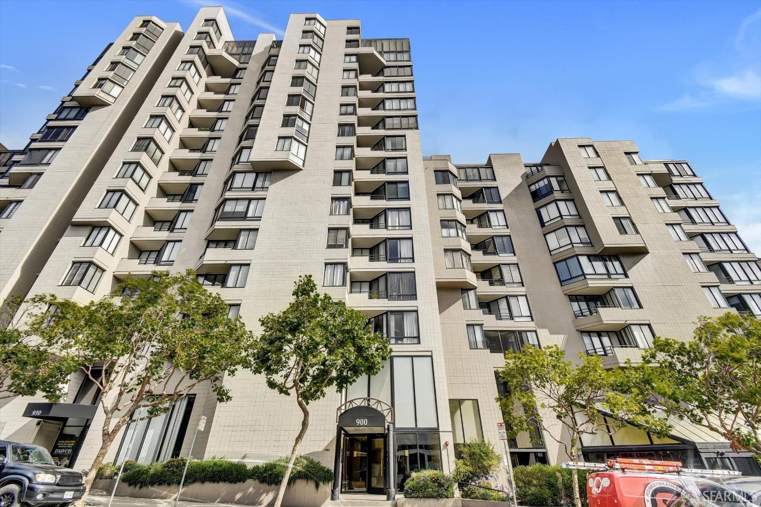 Photo #25: 426104041 Listing: Photo #25