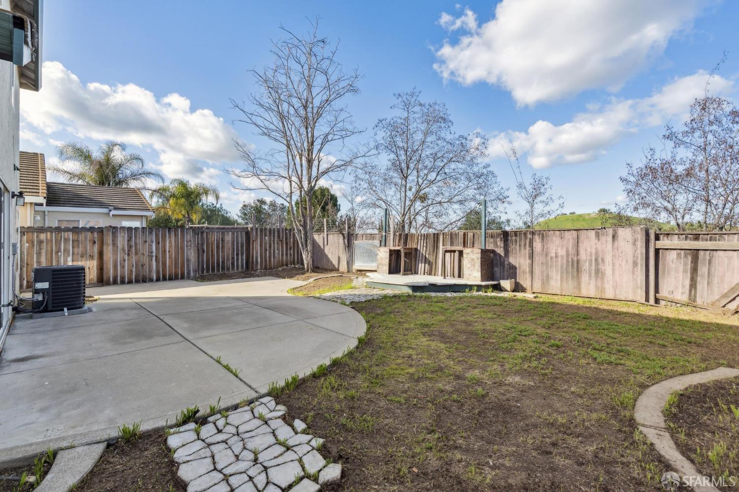 Detail Gallery Image 36 of 39 For 1157 Rockspring Way, Antioch,  CA 94531 - 3 Beds | 2/1 Baths