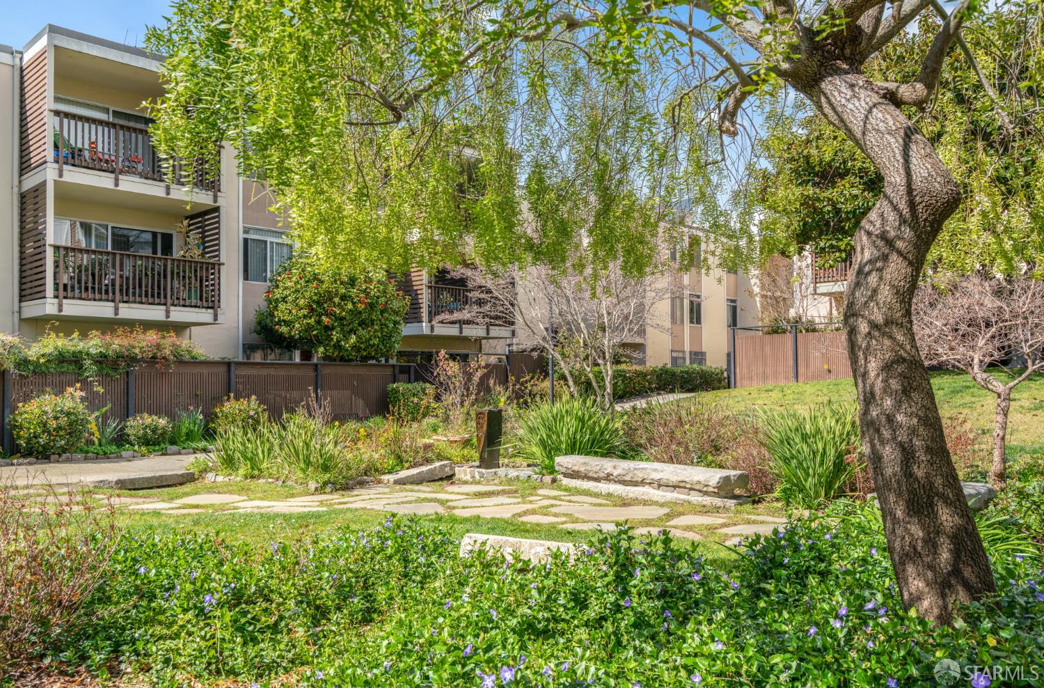 Detail Gallery Image 28 of 57 For 1550 Ofarrell St #6,  San Francisco,  CA 94115 - 3 Beds | 2 Baths