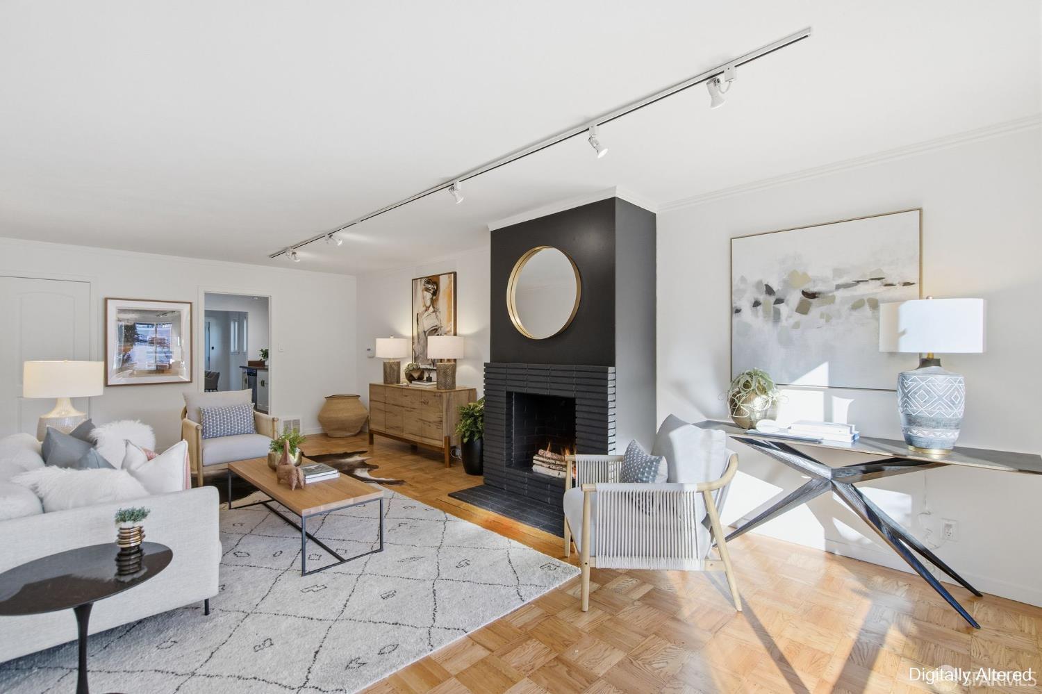 Detail Gallery Image 2 of 37 For 4458 24th St, San Francisco,  CA 94114 - 2 Beds | 1 Baths