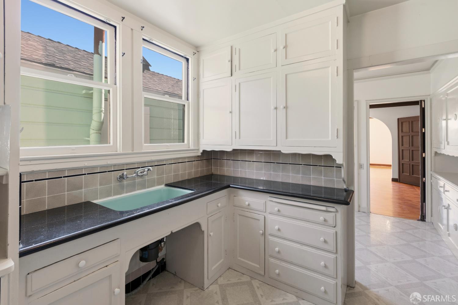 Detail Gallery Image 13 of 98 For 3530 22nd St, San Francisco,  CA 94114 - – Beds | – Baths