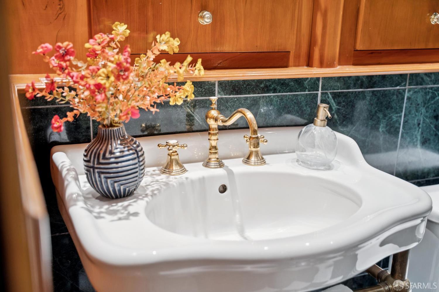 Detail Gallery Image 37 of 47 For 795 Sutter St #302,  San Francisco,  CA 94109 - 2 Beds | 1/1 Baths