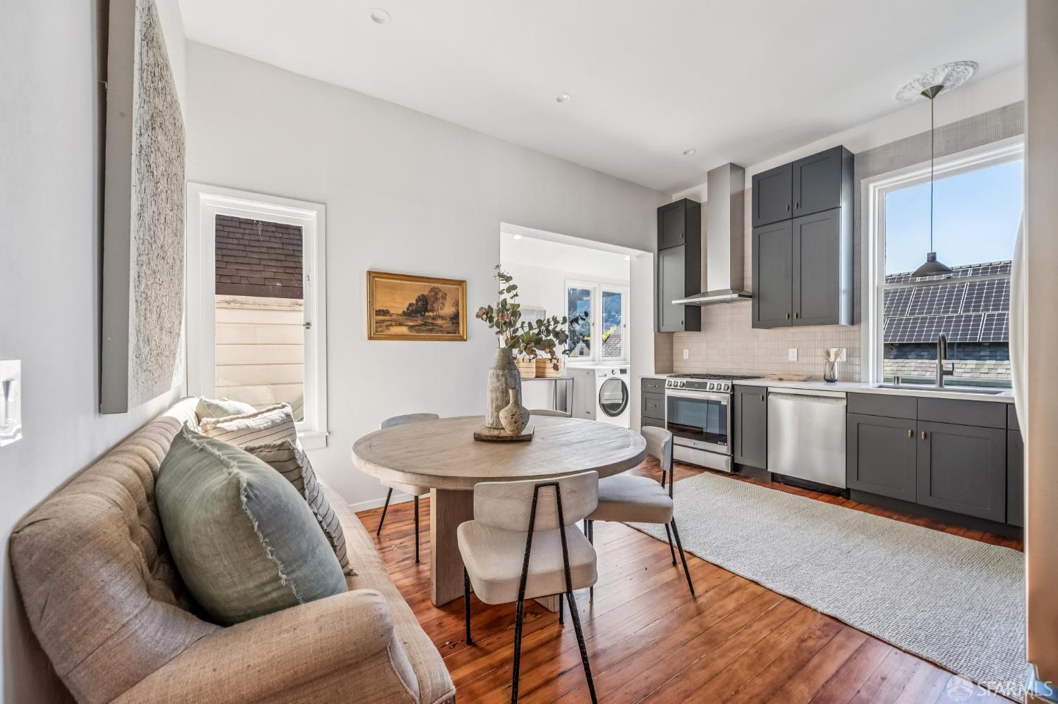 Detail Gallery Image 30 of 76 For 105 Belvedere St, San Francisco,  CA 94117 - 3 Beds | 2 Baths