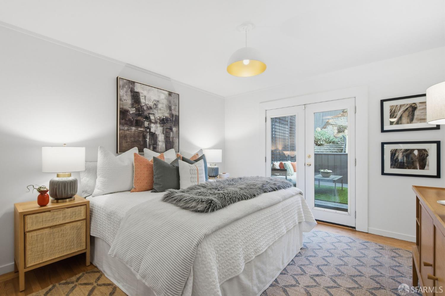 Detail Gallery Image 21 of 37 For 4458 24th St, San Francisco,  CA 94114 - 2 Beds | 1 Baths