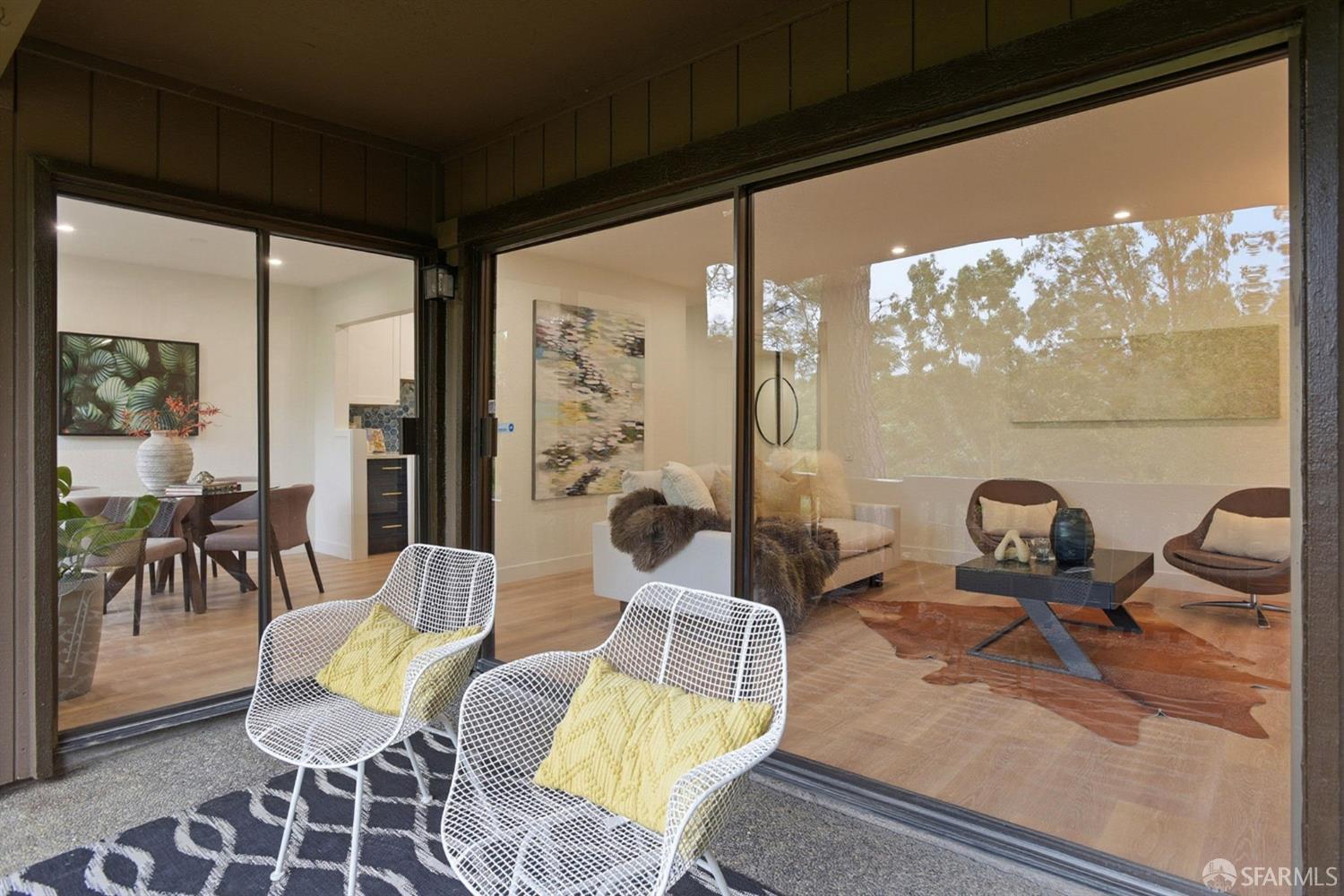 Detail Gallery Image 35 of 44 For 3355 Brittan Ave #4,  San Carlos,  CA 94070 - 2 Beds | 2 Baths