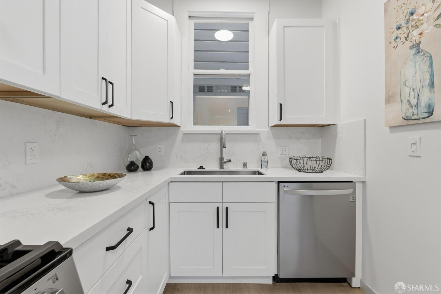 Photo #33: 426103807 Listing: Photo #33