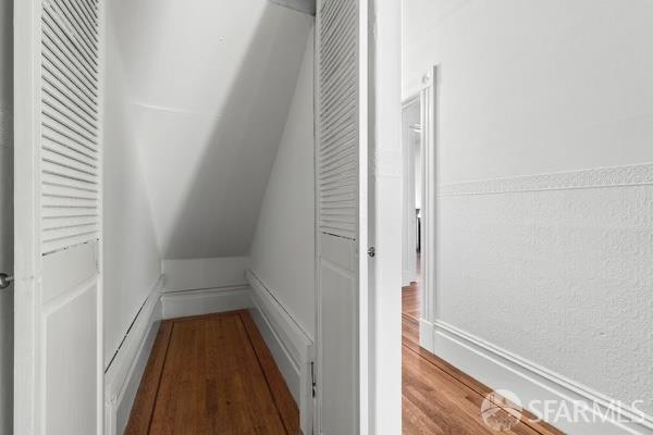 Detail Gallery Image 9 of 17 For 1018 Noe St, San Francisco,  CA 94114 - 4 Beds | 2 Baths