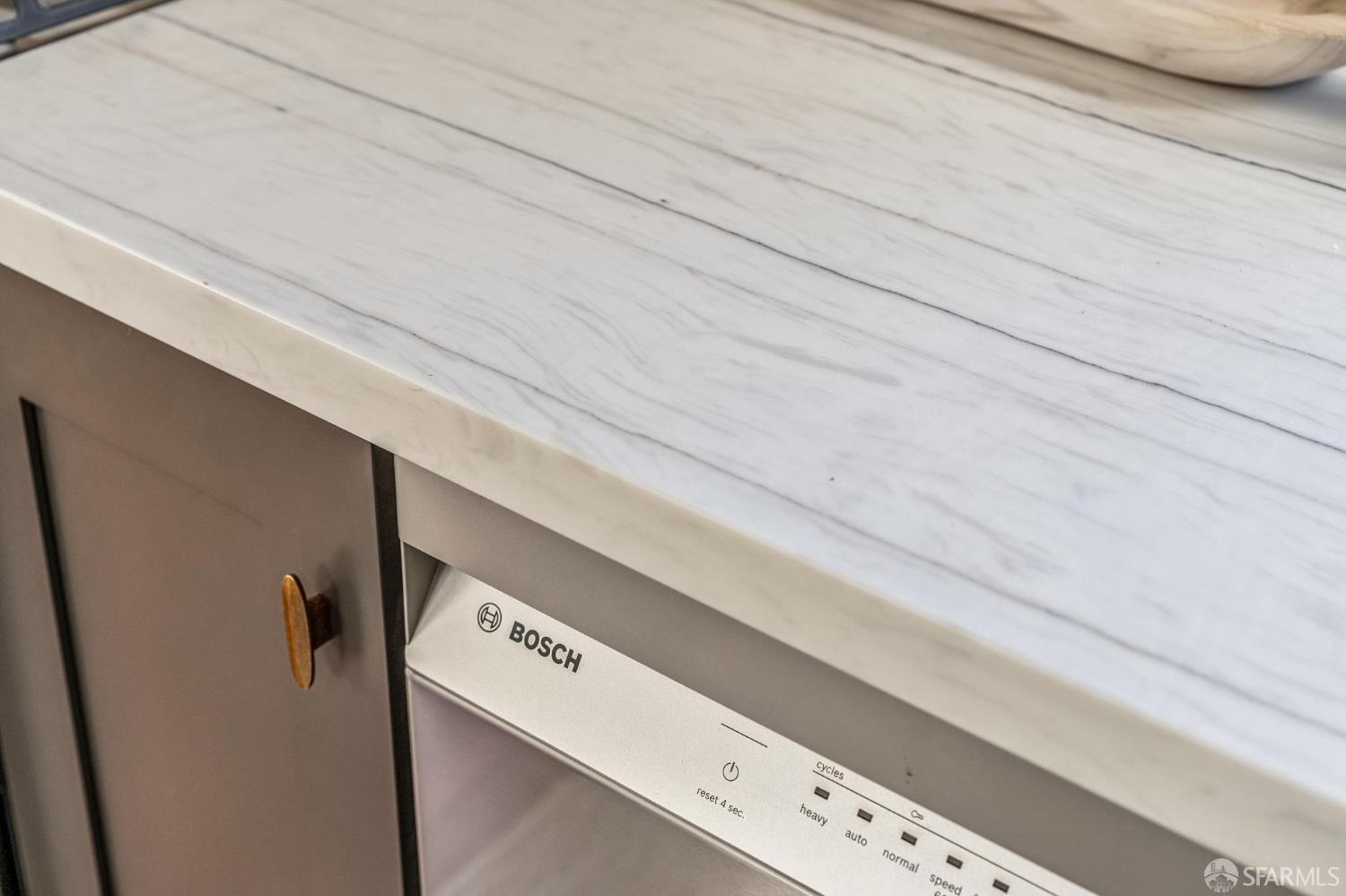 Detail Gallery Image 39 of 76 For 105 Belvedere St, San Francisco,  CA 94117 - 3 Beds | 2 Baths