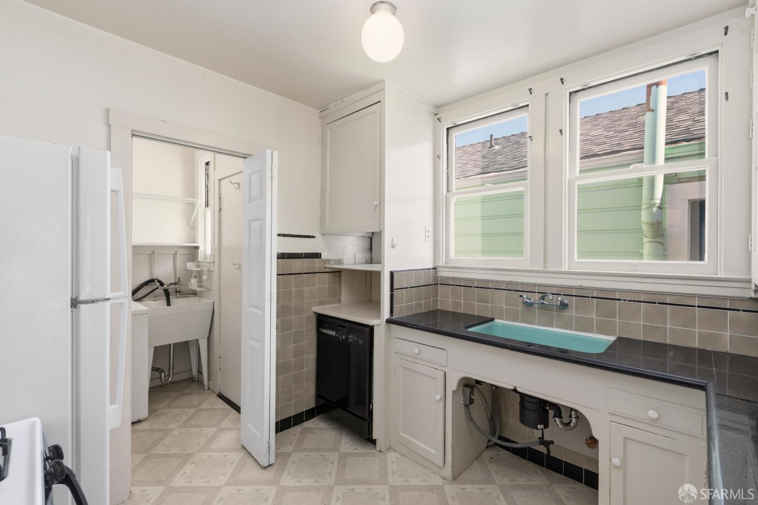 Detail Gallery Image 15 of 98 For 3530 22nd St, San Francisco,  CA 94114 - – Beds | – Baths