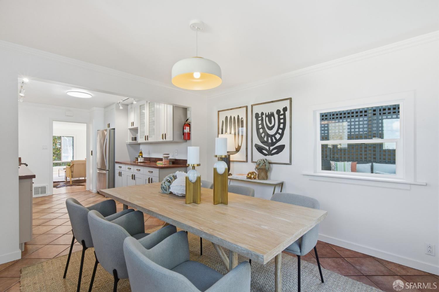 Detail Gallery Image 13 of 37 For 4458 24th St, San Francisco,  CA 94114 - 2 Beds | 1 Baths